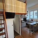 Old Avec Mezzanine *