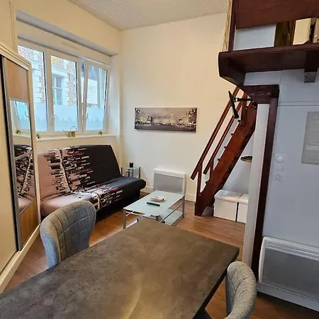 Apartment Old Avec Mezzanine Arras